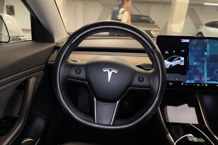 Used Tesla Model 3 2019 Long-Range All-Wheel-Drive Version Steering Wheel