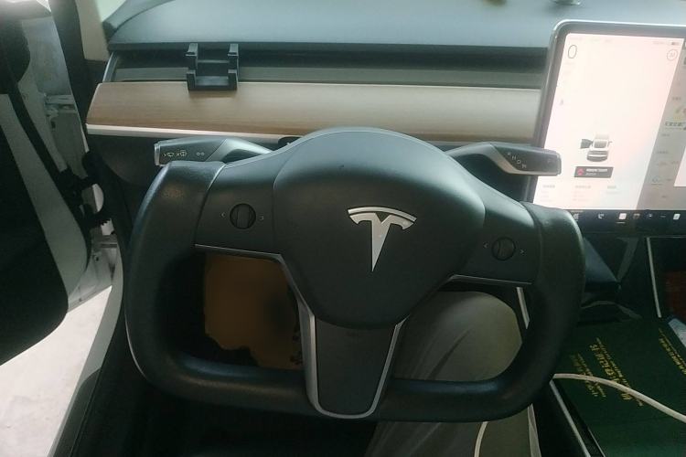 Used Tesla Model 3 2019 Performance High-Performance All-Wheel-Drive Version Steering Wheel