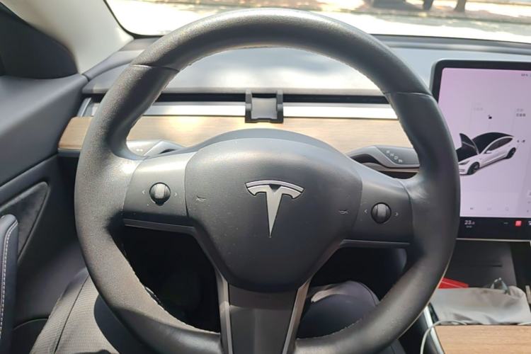 Used Tesla Model 3 2019 Standard Range Rear-Wheel Drive Upgraded Version (52 kWh) Steering Wheel