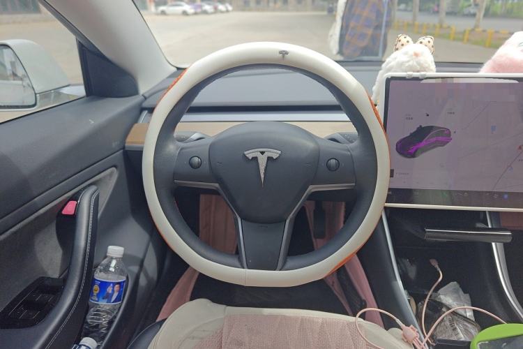 Used Tesla Model 3 2019 Standard Range Rear-Wheel Drive Upgraded Version (52 kWh) Steering Wheel
