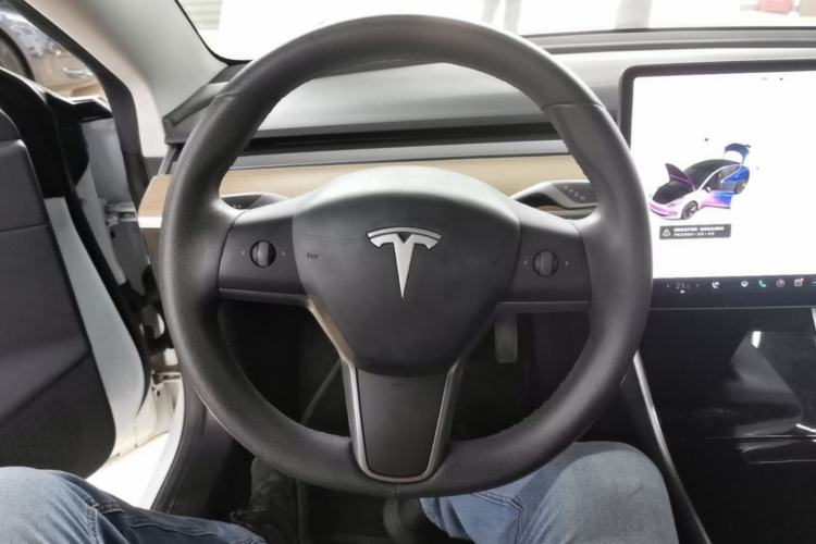 Used Tesla Model 3 2019 Standard Range Rear-Wheel Drive Upgraded Version (52 kWh) Steering Wheel