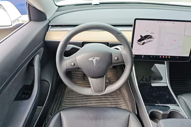 Used Tesla Model 3 2019 Standard Range Rear-Drive Upgraded Version Steering Wheel