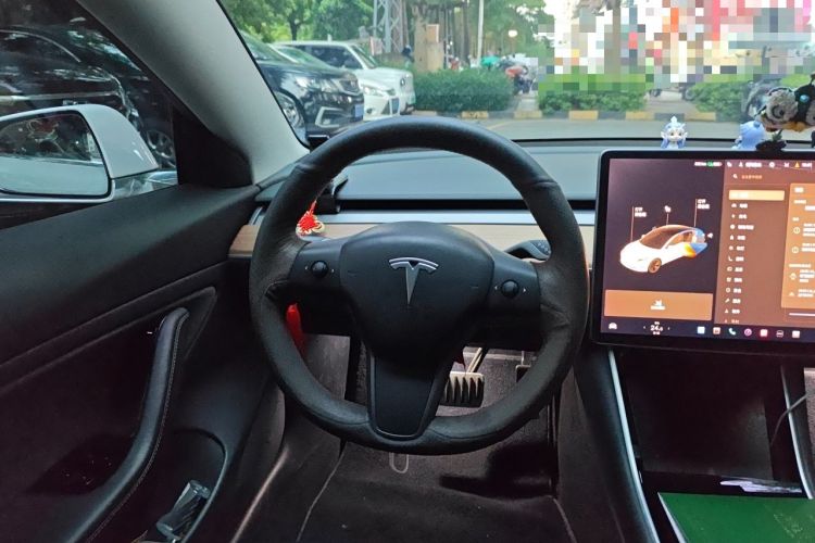 Used Tesla Model 3 2019 Long-Range All-Wheel-Drive Version Steering Wheel