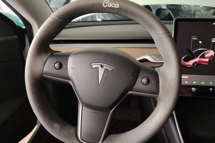 Used Tesla Model 3 2019 Long-Range All-Wheel-Drive Version Steering Wheel