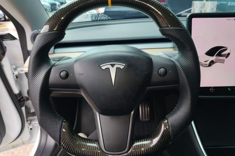 Used Tesla Model 3 2019 Long-Range All-Wheel-Drive Version Steering Wheel