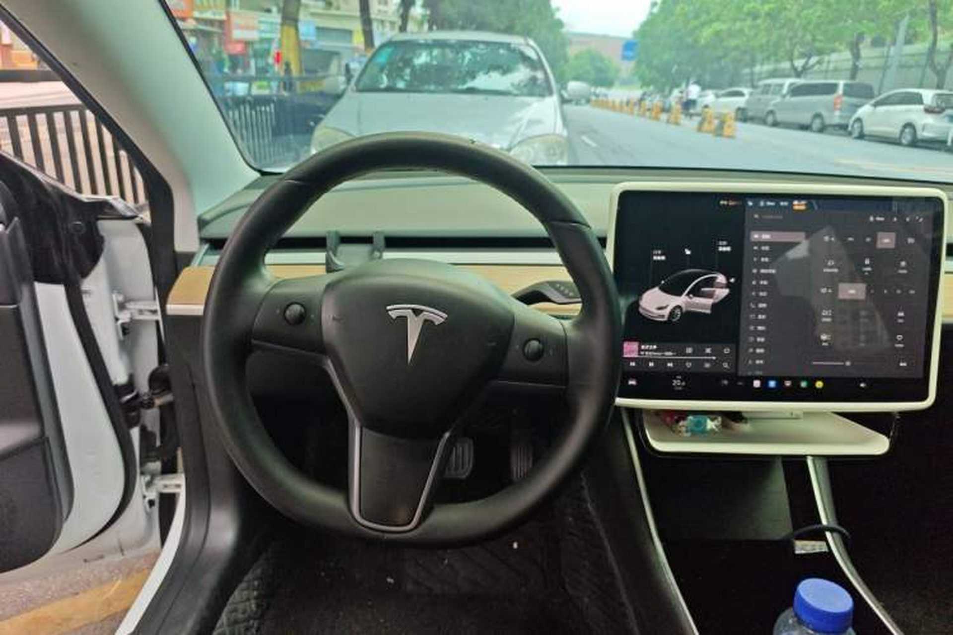 Used Tesla Model 3 2019 Standard Range Rear-Drive Upgraded Version Steering Wheel