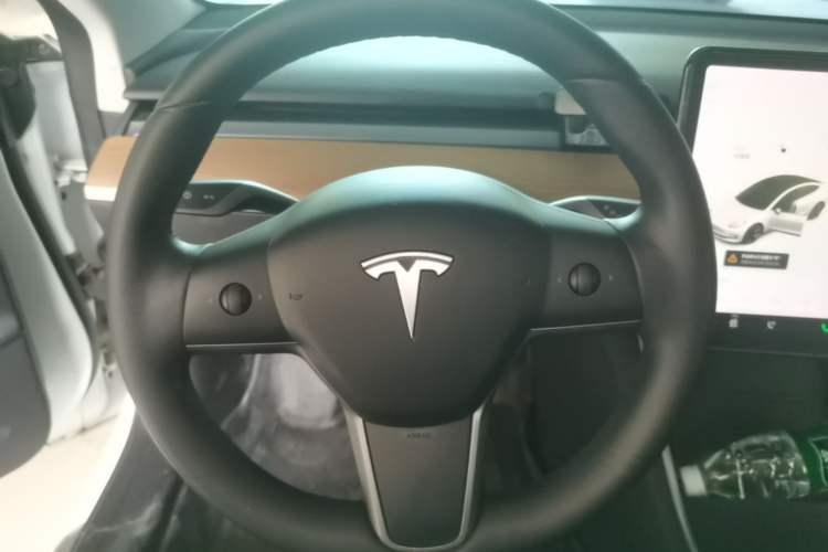 Used Tesla Model 3 2019 Standard Range Rear-Drive Upgraded Version Steering Wheel