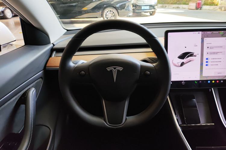 Used Tesla Model 3 2019 Standard Range Rear-Wheel Drive Upgraded Version (52 kWh) Steering Wheel
