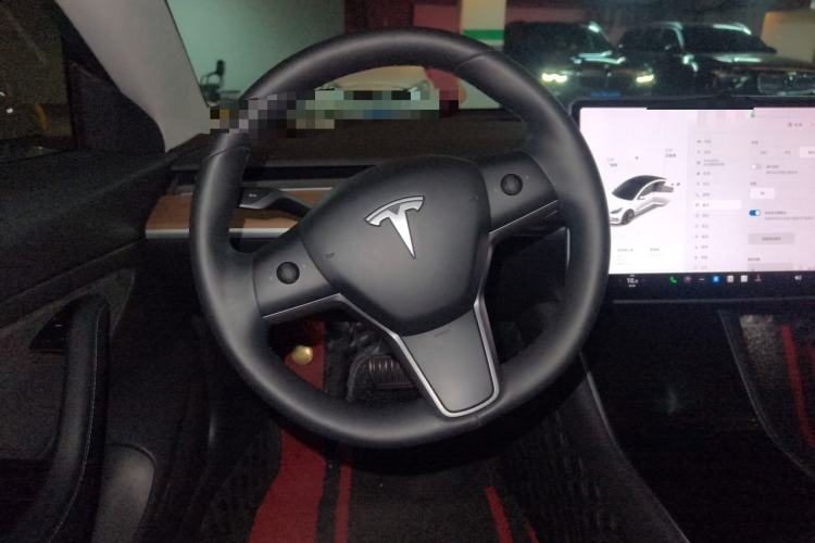 Used Tesla Model 3 2019 Long-Range All-Wheel-Drive Version Steering Wheel