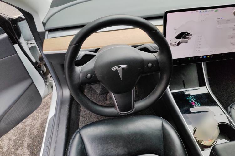 Used Tesla Model 3 2019 Standard Range Rear-Wheel Drive Upgraded Version (60 kWh) Steering Wheel