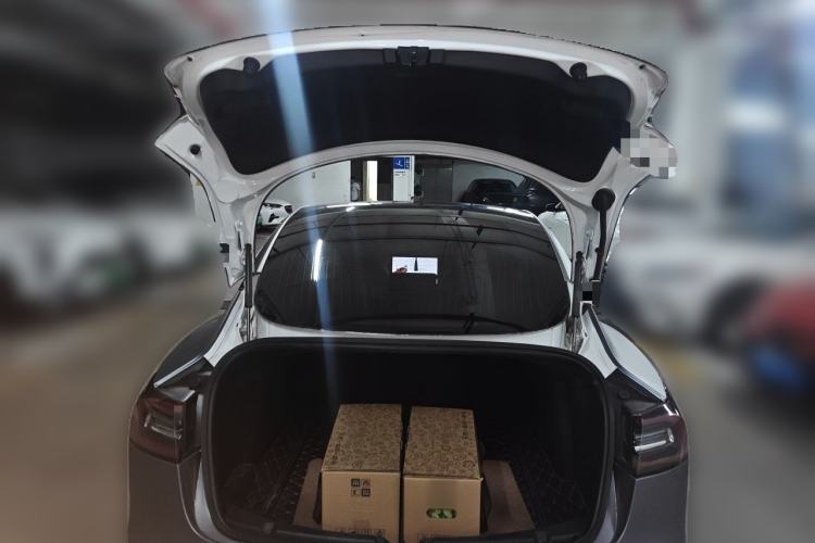 Used Tesla Model 3 2019 Long-Range Rear-Wheel-Drive Version Trunk