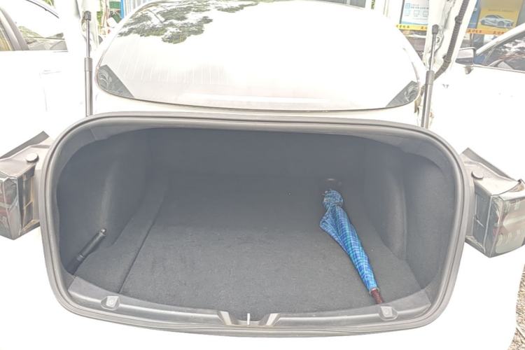 Used Tesla Model 3 2019 Standard Range Rear-Drive Upgraded Version Trunk
