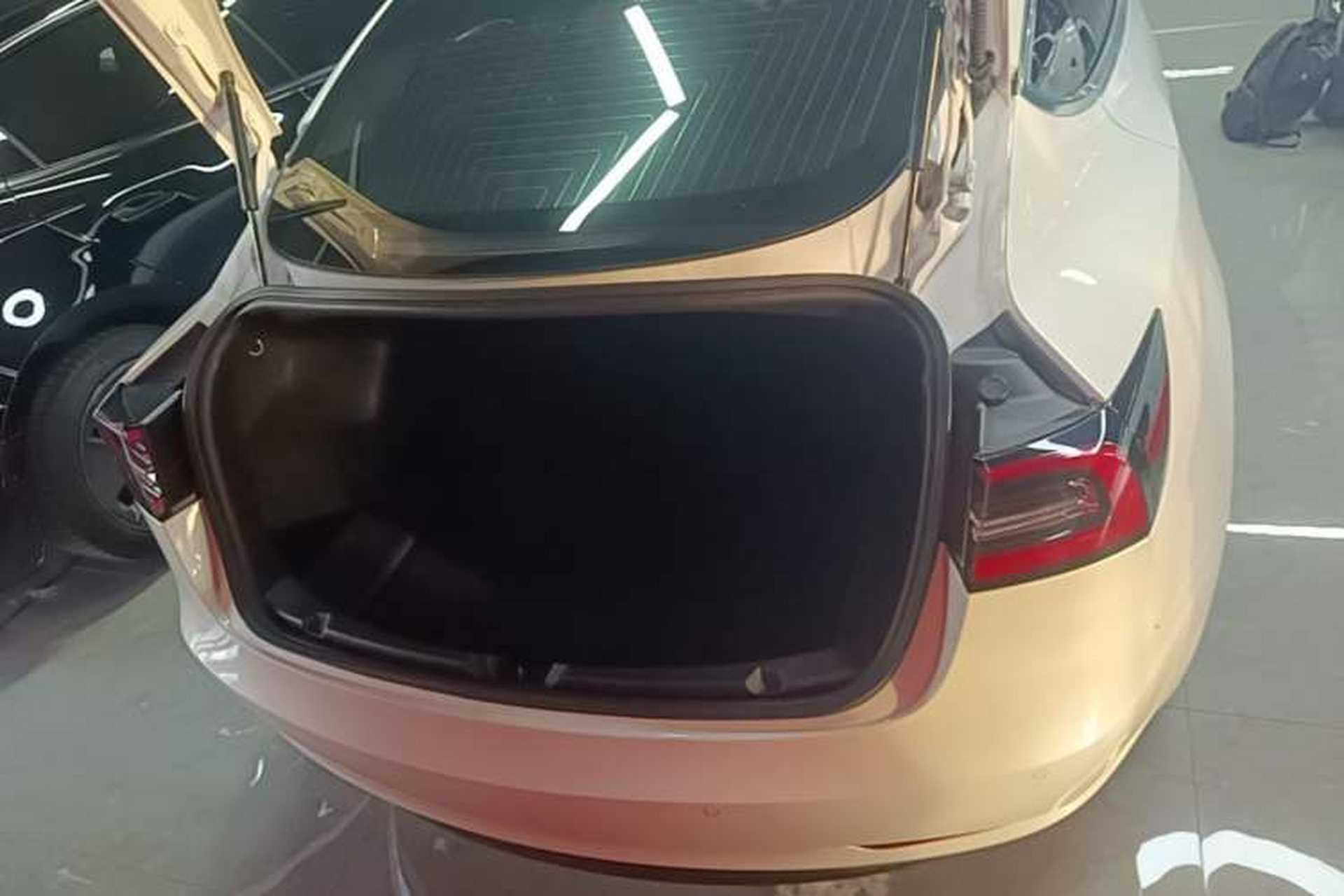 Used Tesla Model 3 2019 Standard Range Rear-Wheel Drive Upgraded Version (52 kWh) Trunk