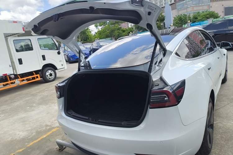 Used Tesla Model 3 2019 Standard Range Rear-Wheel Drive Upgraded Version (60 kWh) Trunk
