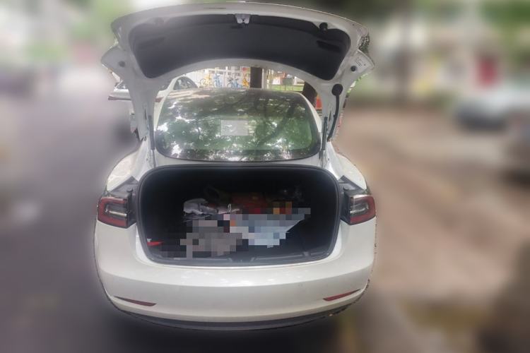 Used Tesla Model 3 2019 Long-Range All-Wheel-Drive Version Trunk
