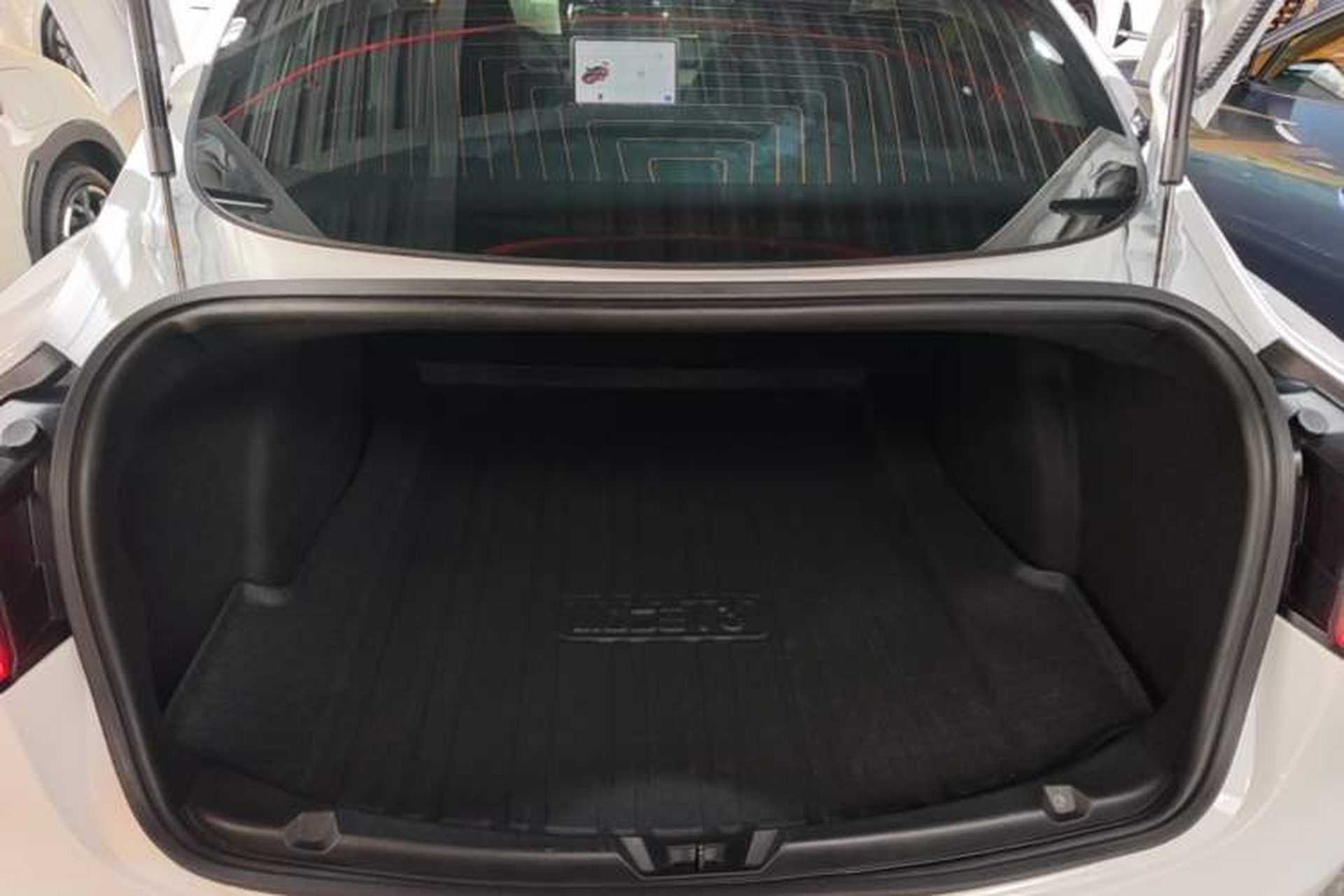 Used Tesla Model 3 2019 Standard Range Rear-Drive Upgraded Version Trunk