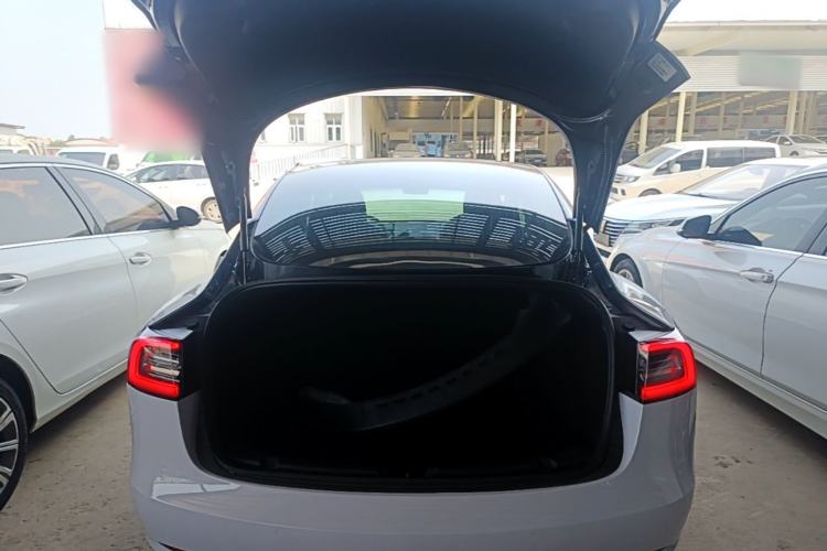 Used Tesla Model 3 2019 Long-Range Rear-Wheel-Drive Version Trunk