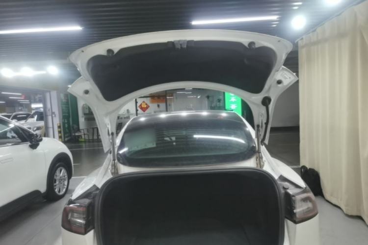 Used Tesla Model 3 2019 Standard Range Rear-Wheel Drive Upgraded Version (60 kWh) Trunk