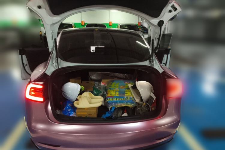Used Tesla Model 3 2019 Standard Range Rear-Drive Upgraded Version Trunk