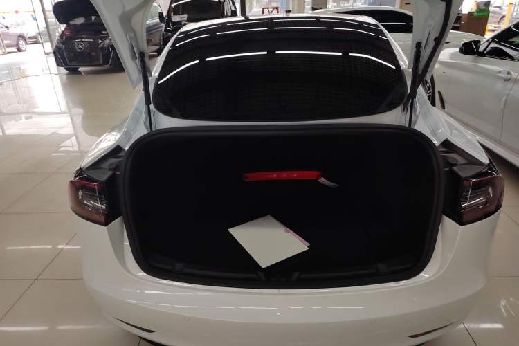 Used Tesla Model 3 2019 Standard Range Rear-Wheel Drive Upgraded Version (52 kWh) Trunk