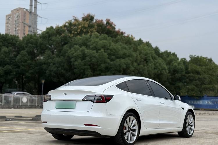 Used Tesla Model 3 2019 Long-Range Rear-Wheel-Drive Version Trunk