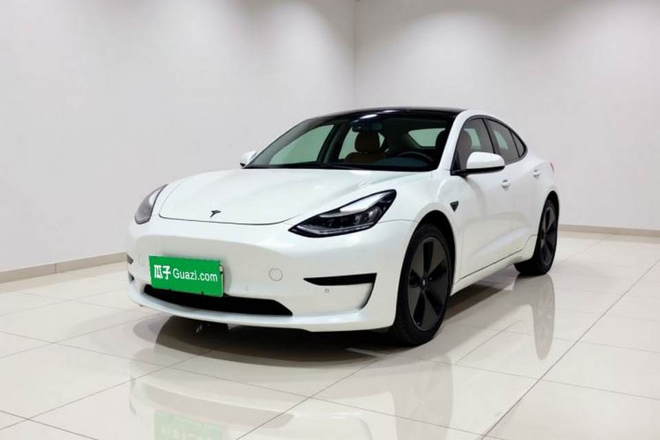 Tesla Model 3 2019