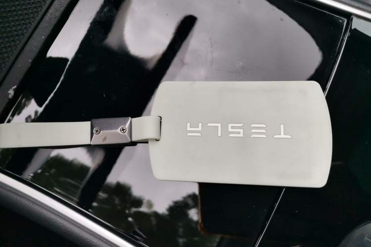 Used Tesla Model 3 2019 Standard Range Rear-Drive Upgraded Version Vehicle Key