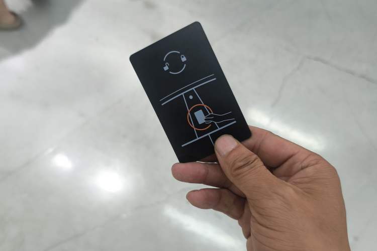 Used Tesla Model 3 2019 Long-Range All-Wheel-Drive Version Vehicle Key