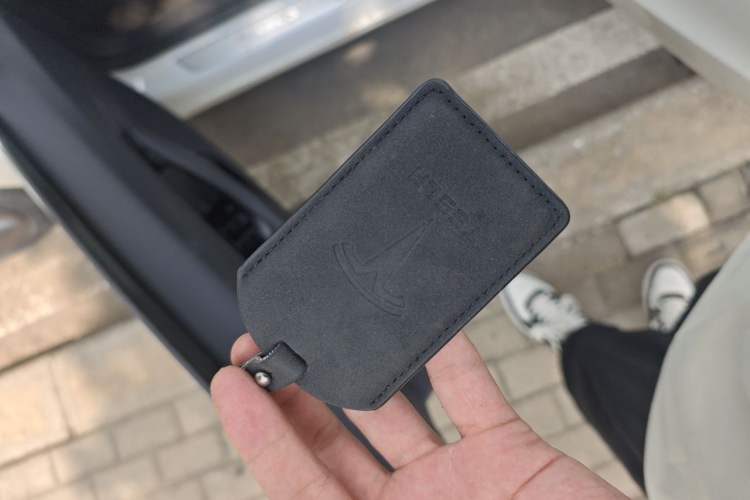 Used Tesla Model 3 2019 Long-Range Rear-Wheel-Drive Version Vehicle Key