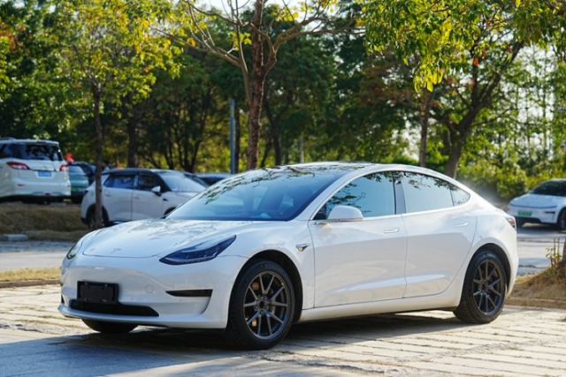 Used Tesla Model 3 2019 Standard Range Rear-Drive Upgraded Version