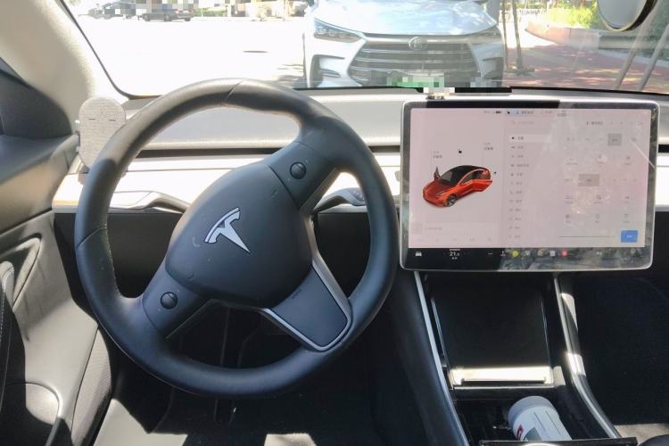 Used Tesla Model 3 2019 Long-Range All-Wheel-Drive Version Steering Wheel