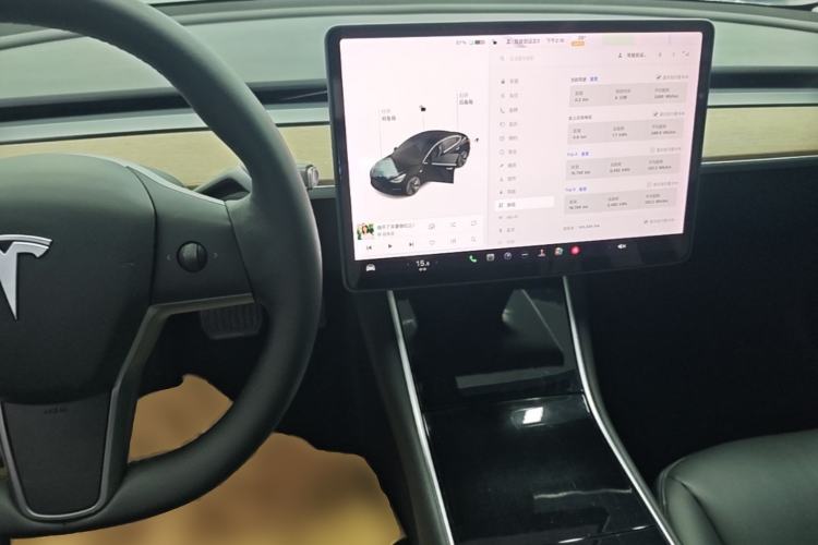 Used Tesla Model 3 2020 Revised Version Standard Range Rear-Wheel Drive – Upgraded Edition Center Console