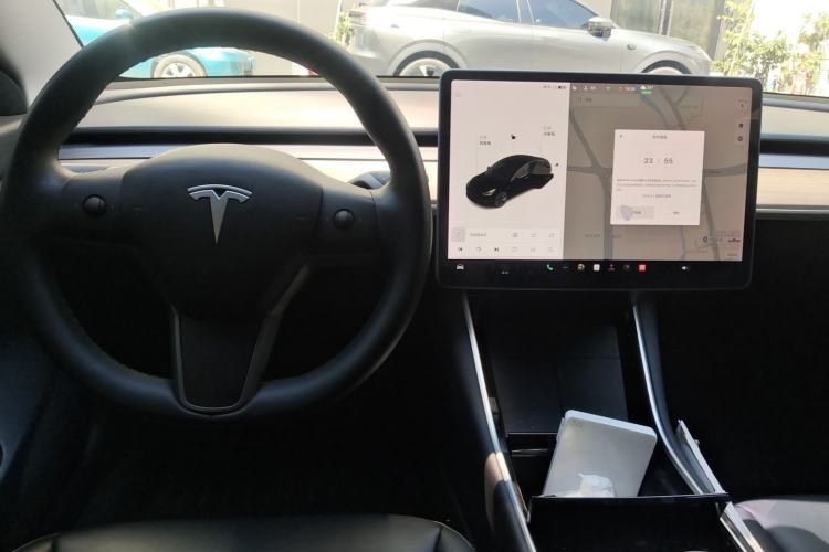 Used Tesla Model 3 2020 Revised Version Standard Range Rear-Wheel Drive – Upgraded Edition Center Console