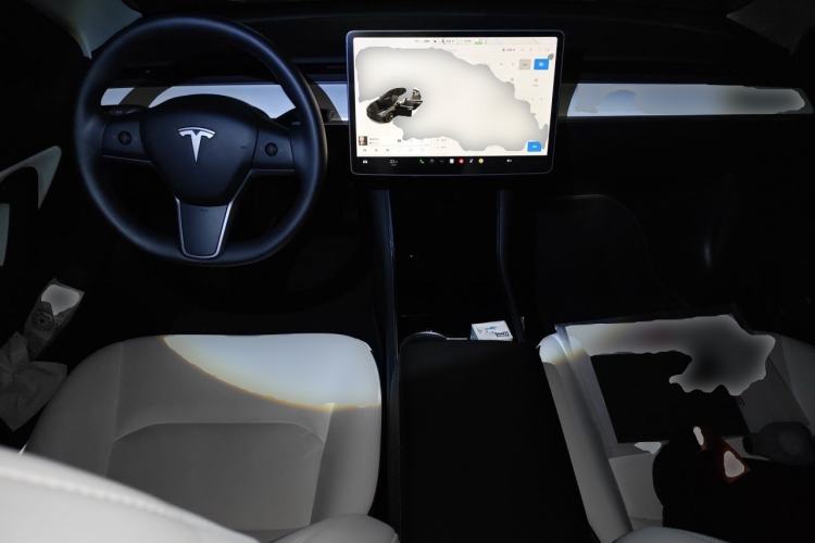 Used Tesla Model 3 2020 Refreshed Version Long-Range Rear-Wheel Drive Center Console
