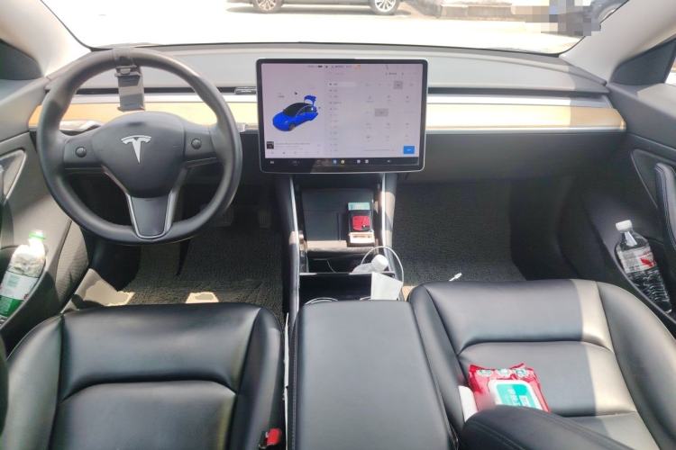 Used Tesla Model 3 2020 Revised Version Standard Range Rear-Wheel Drive – Upgraded Edition Center Console