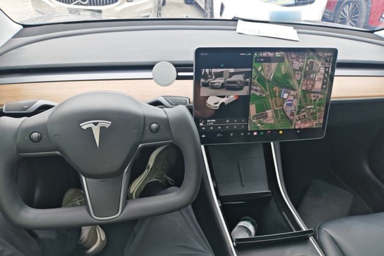 Used Tesla Model 3 2020 Refreshed Version Long-Range Rear-Wheel Drive Center Console