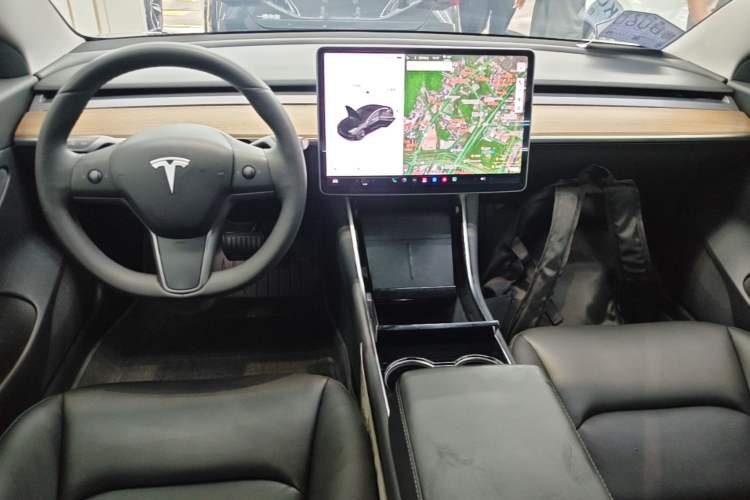 Used Tesla Model 3 2020 Refreshed Version Long-Range Rear-Wheel Drive Center Console