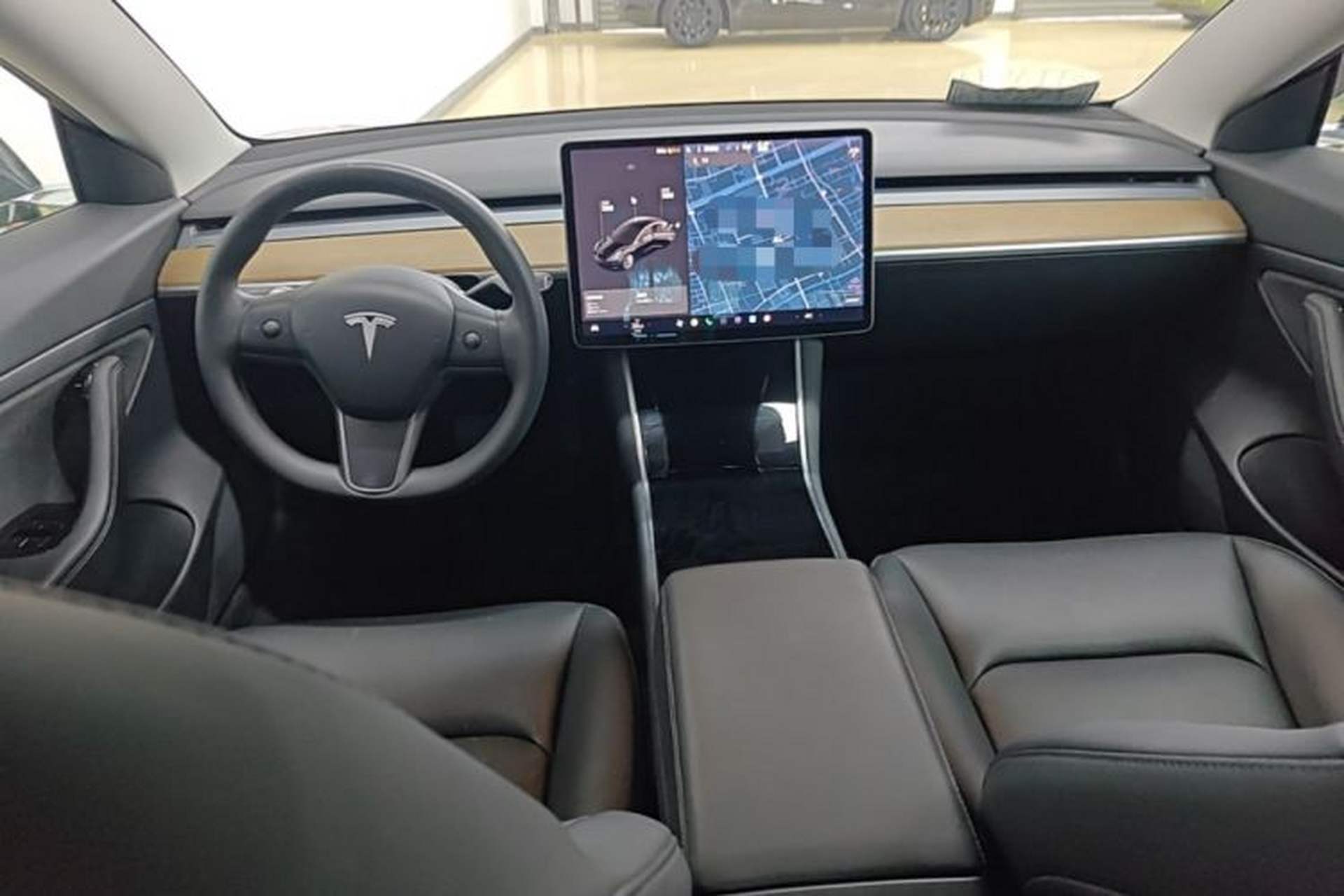 Used Tesla Model 3 2020 Revised Version Standard Range Rear-Wheel Drive – Upgraded Edition Center Console