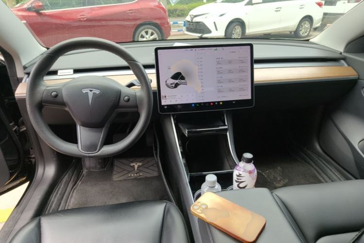 Used Tesla Model 3 2020 Refreshed Version Long-Range Rear-Wheel Drive Center Console