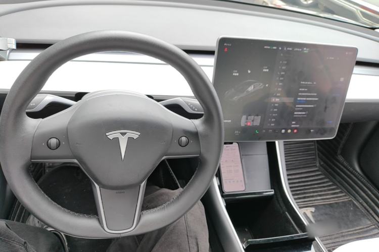 Used Tesla Model 3 2020 Refreshed Version Long-Range Rear-Wheel Drive Center Console