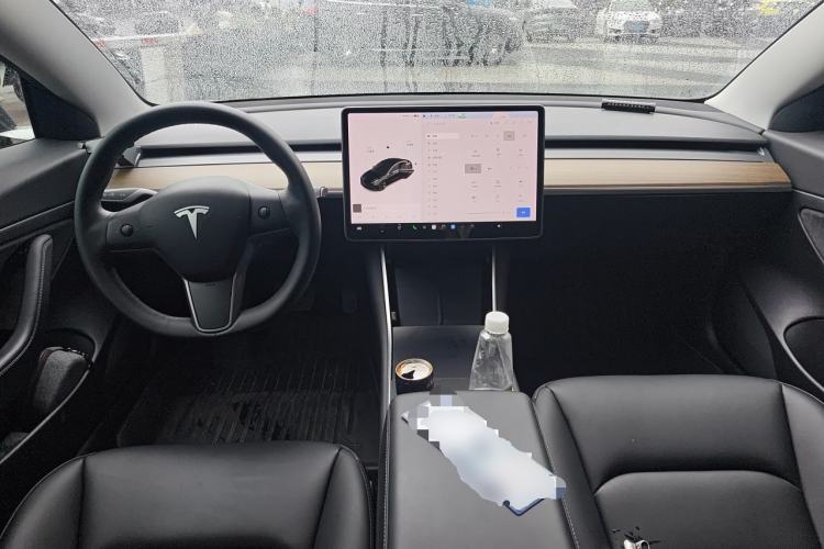 Used Tesla Model 3 2020 Revised Version Standard Range Rear-Wheel Drive – Upgraded Edition Center Console