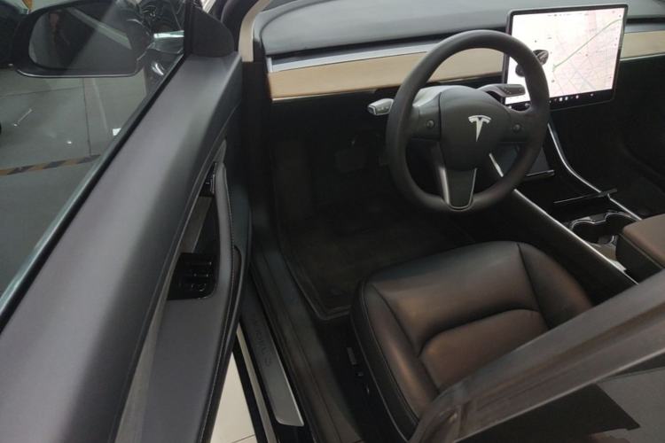 Used Tesla Model 3 2020 Revised Version Standard Range Rear-Wheel Drive – Upgraded Edition Driver Seat