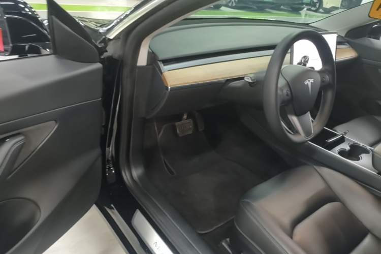 Used Tesla Model 3 2020 Long-Range Rear-Wheel-Drive Version Driver Seat
