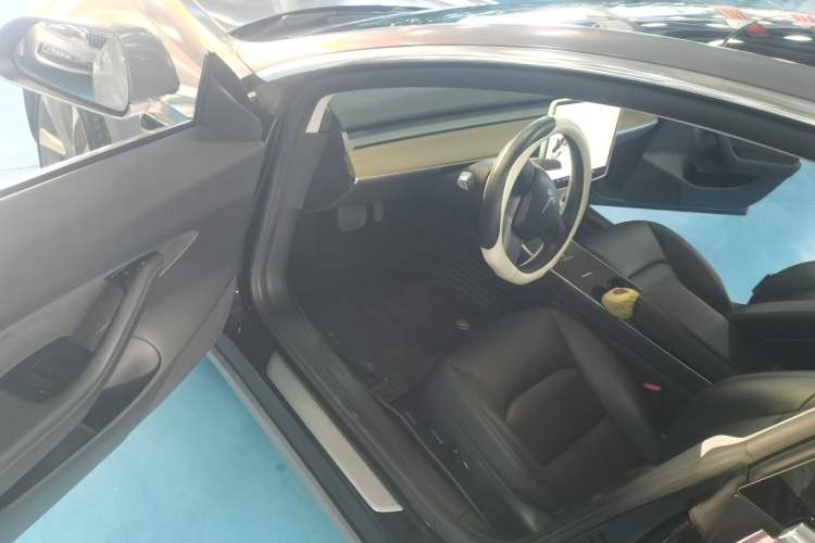 Used Tesla Model 3 2020 Revised Version Standard Range Rear-Wheel Drive – Upgraded Edition Driver Seat