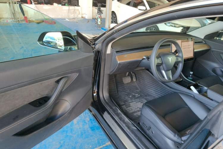Used Tesla Model 3 2020 Revised Version Standard Range Rear-Wheel Drive – Upgraded Edition Driver Seat