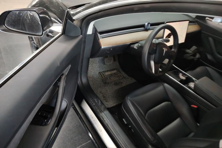 Used Tesla Model 3 2020 Revised Version Standard Range Rear-Wheel Drive – Upgraded Edition Driver Seat