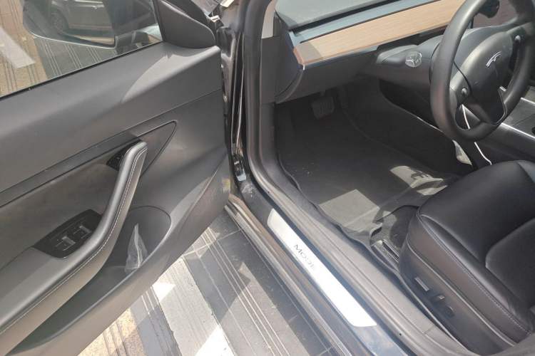 Used Tesla Model 3 2020 Revised Version Standard Range Rear-Wheel Drive – Upgraded Edition Driver Seat