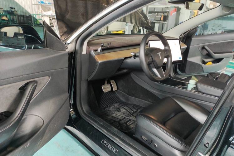 Used Tesla Model 3 2020 Revised Version Standard Range Rear-Wheel Drive – Upgraded Edition Driver Seat