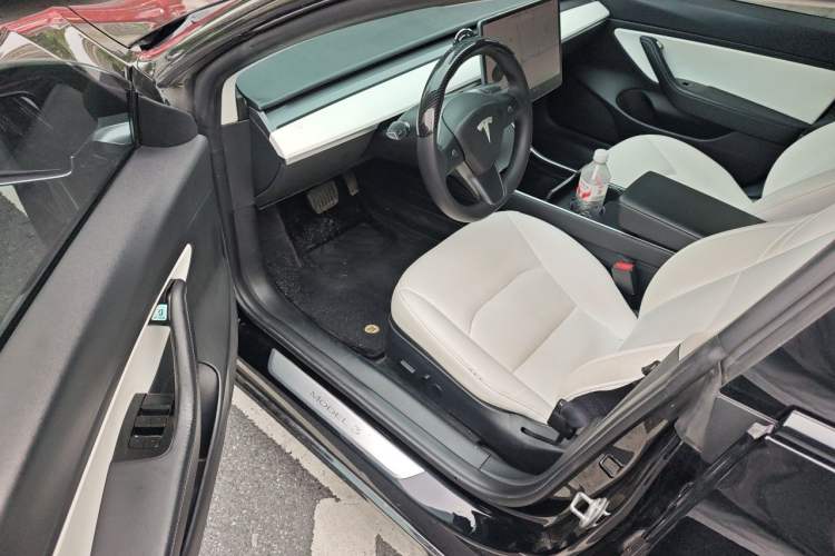 Used Tesla Model 3 2020 Revised Version Standard Range Rear-Wheel Drive – Upgraded Edition Driver Seat