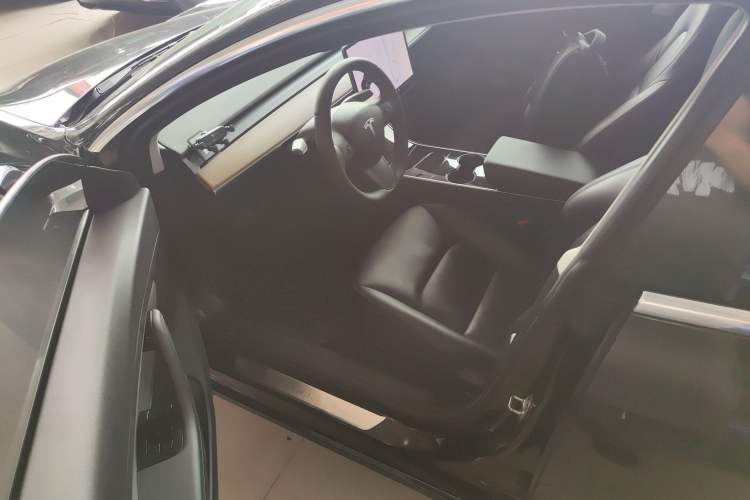 Used Tesla Model 3 2020 Revised Version Standard Range Rear-Wheel Drive – Upgraded Edition Driver Seat
